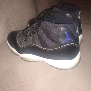 Jordan Space jam 11